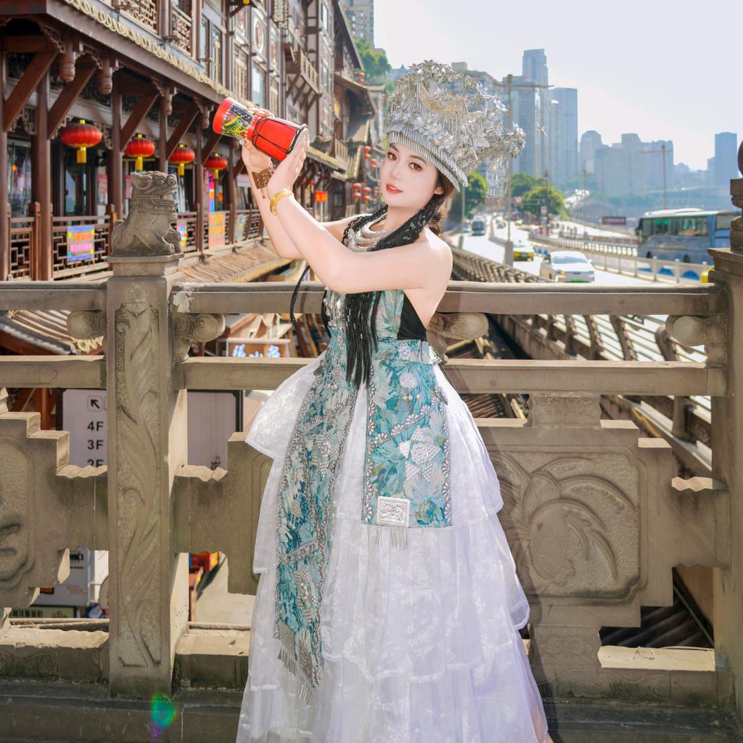 足踏清风🤔丹丹😋足满堂