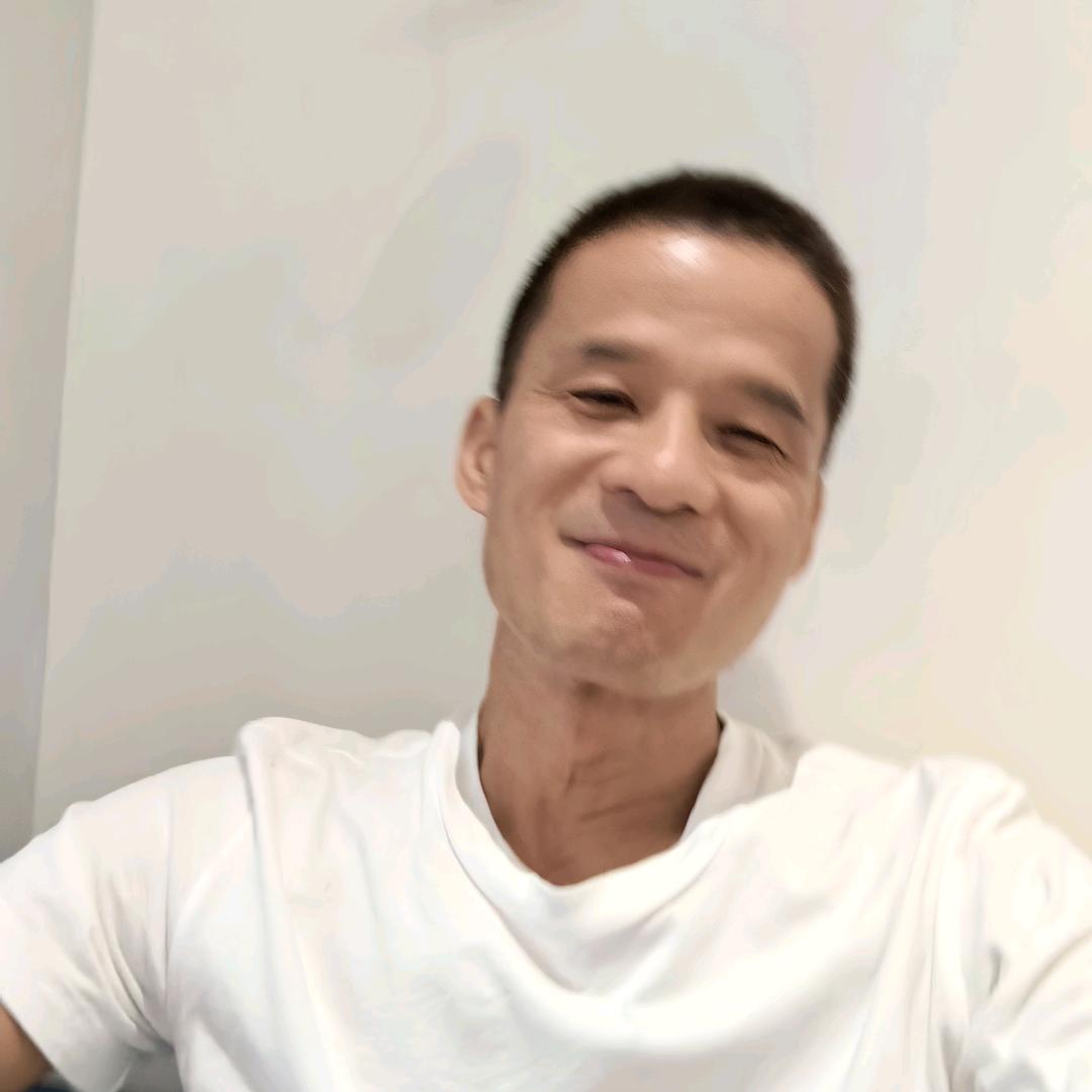 万丽汽车洗护贴膜真皮修复中心