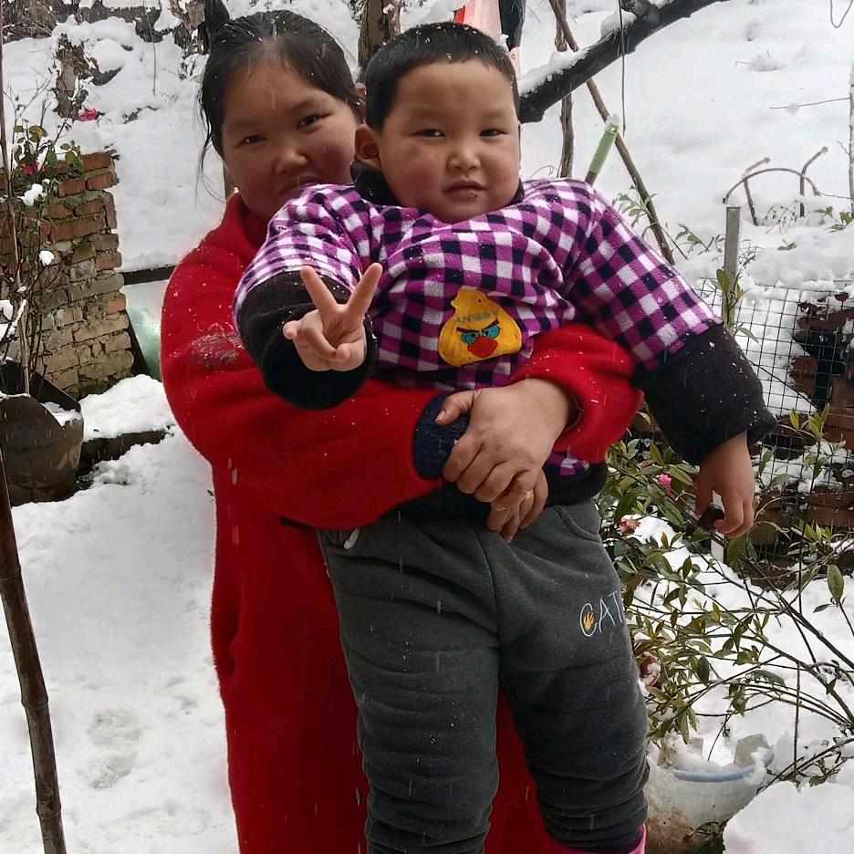 我是个智力低下女孩