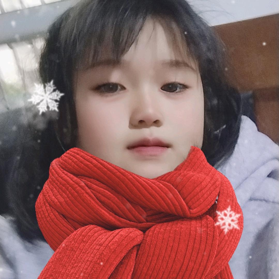 李思琪。