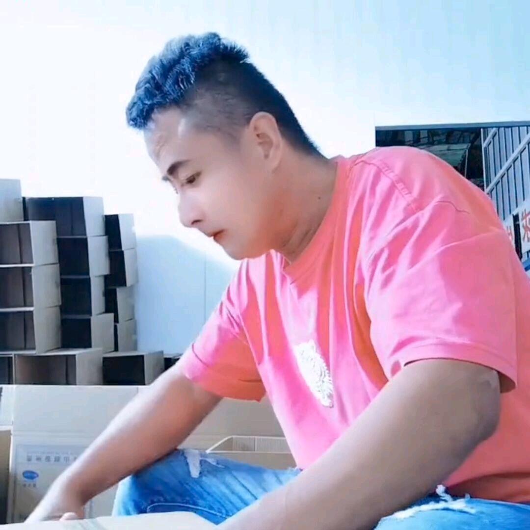 88年的香🥀米এ凯哥ꦿ💔