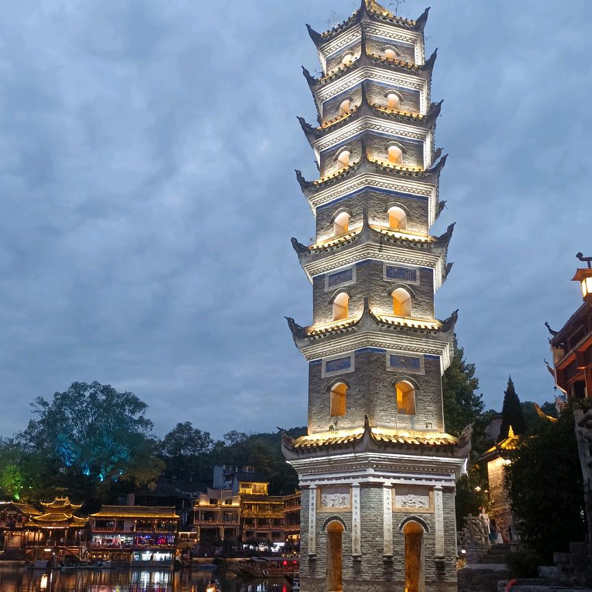 🧞‍♂️一王👩‍❤️‍👩情深