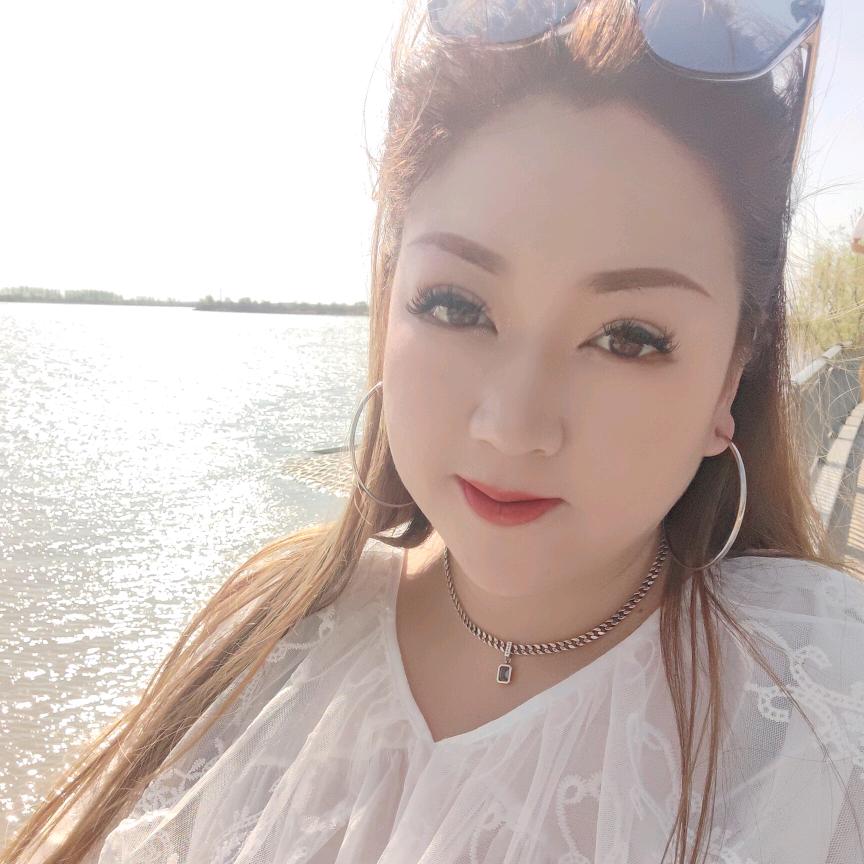菲妞讲身后缘分