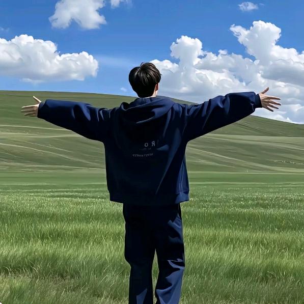 罗小龙开心就好