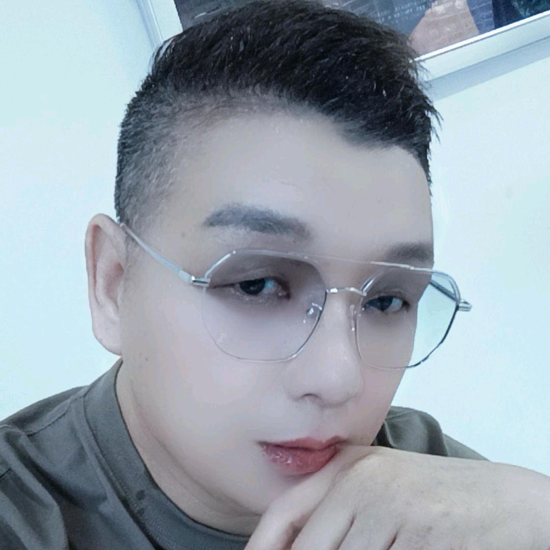 潇洒哥。~❤~。