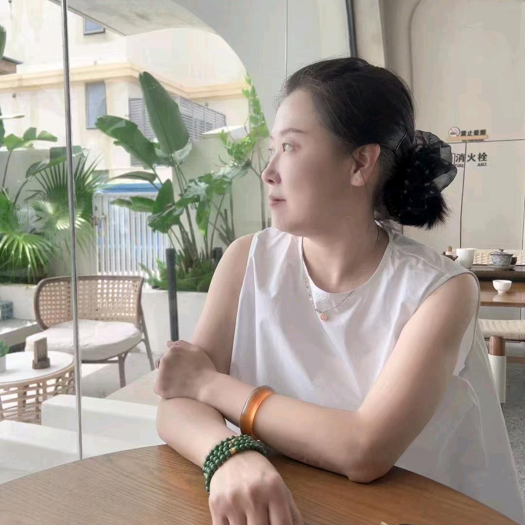 昆明欧林雅雅韵女士