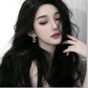 念宝 💜❤️💚ྀི💛ྀི❤️ྀི.