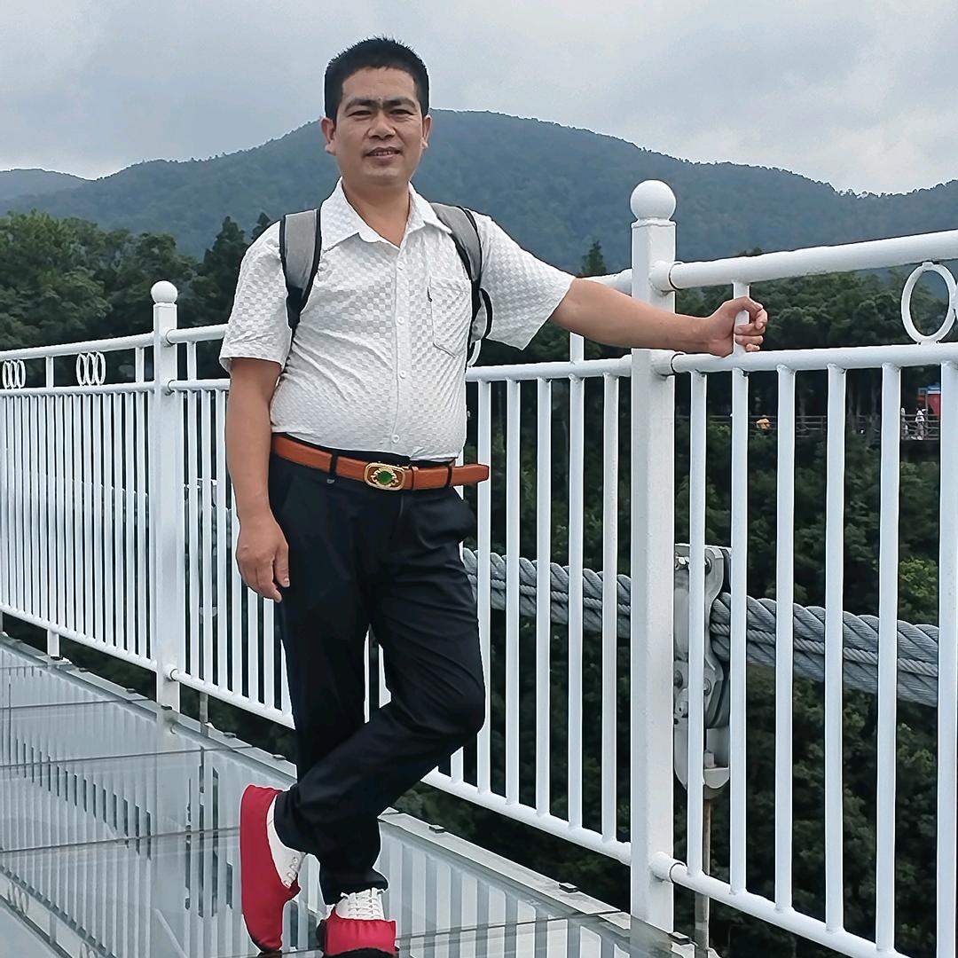平凡夫妻。