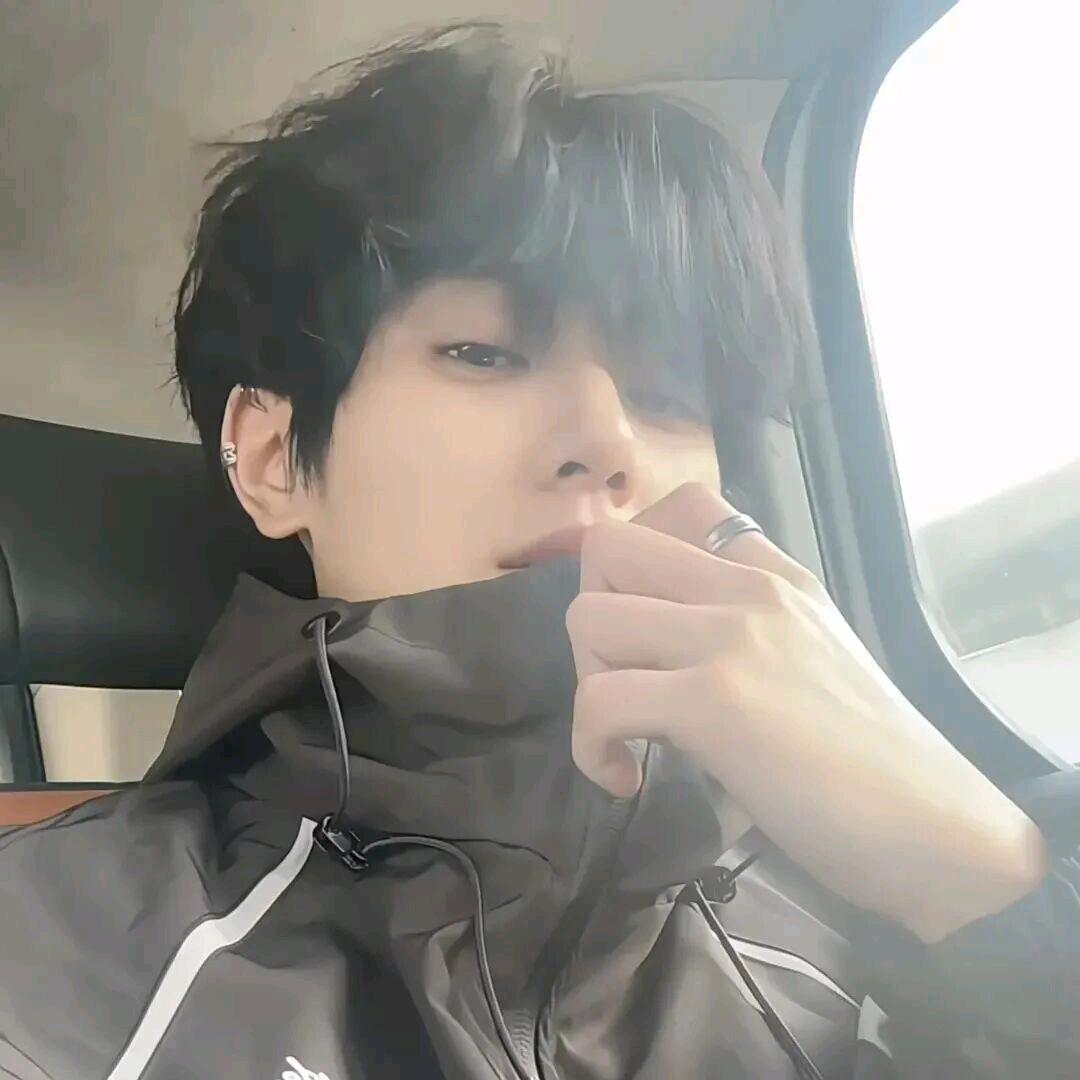 爱听k的菠萝