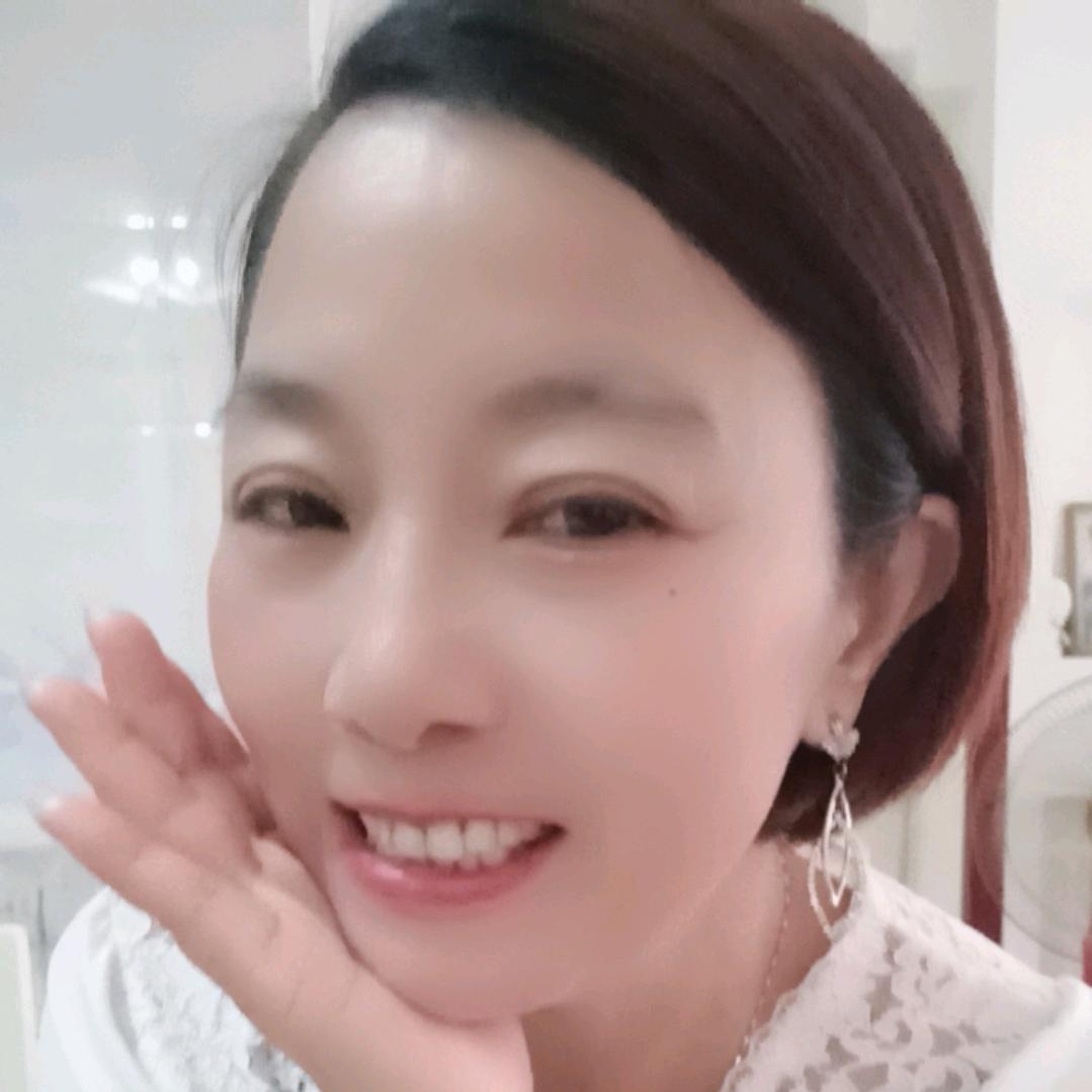 淡云飘月