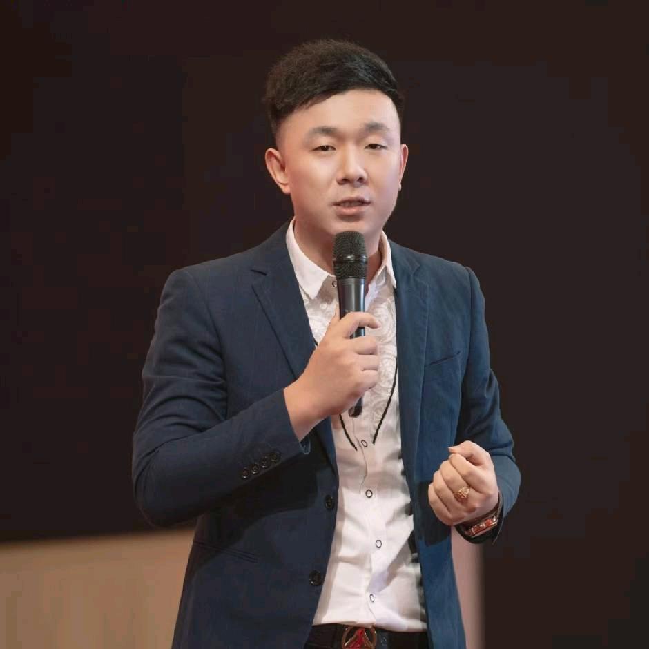 刘星辰AI科技@抖音