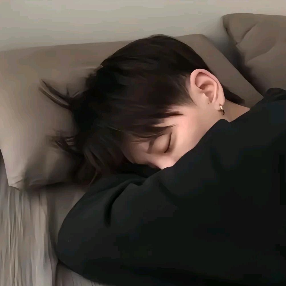 🌈睡够24时.