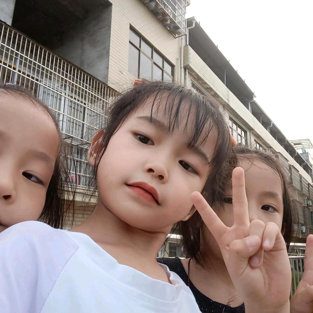 欣欣～头像