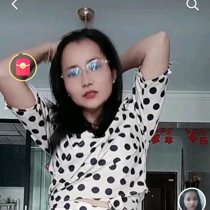 谢妞