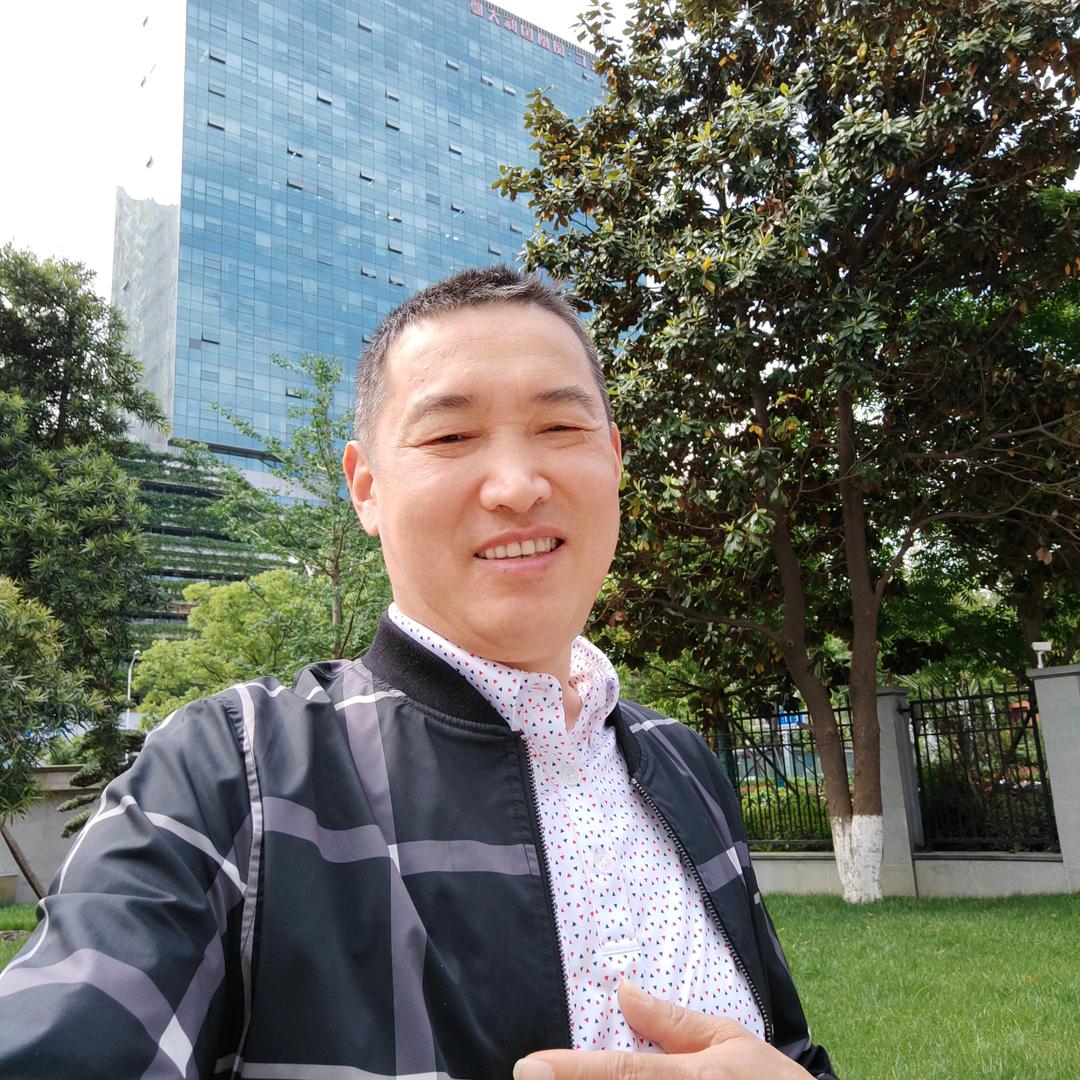 打不倒的小强