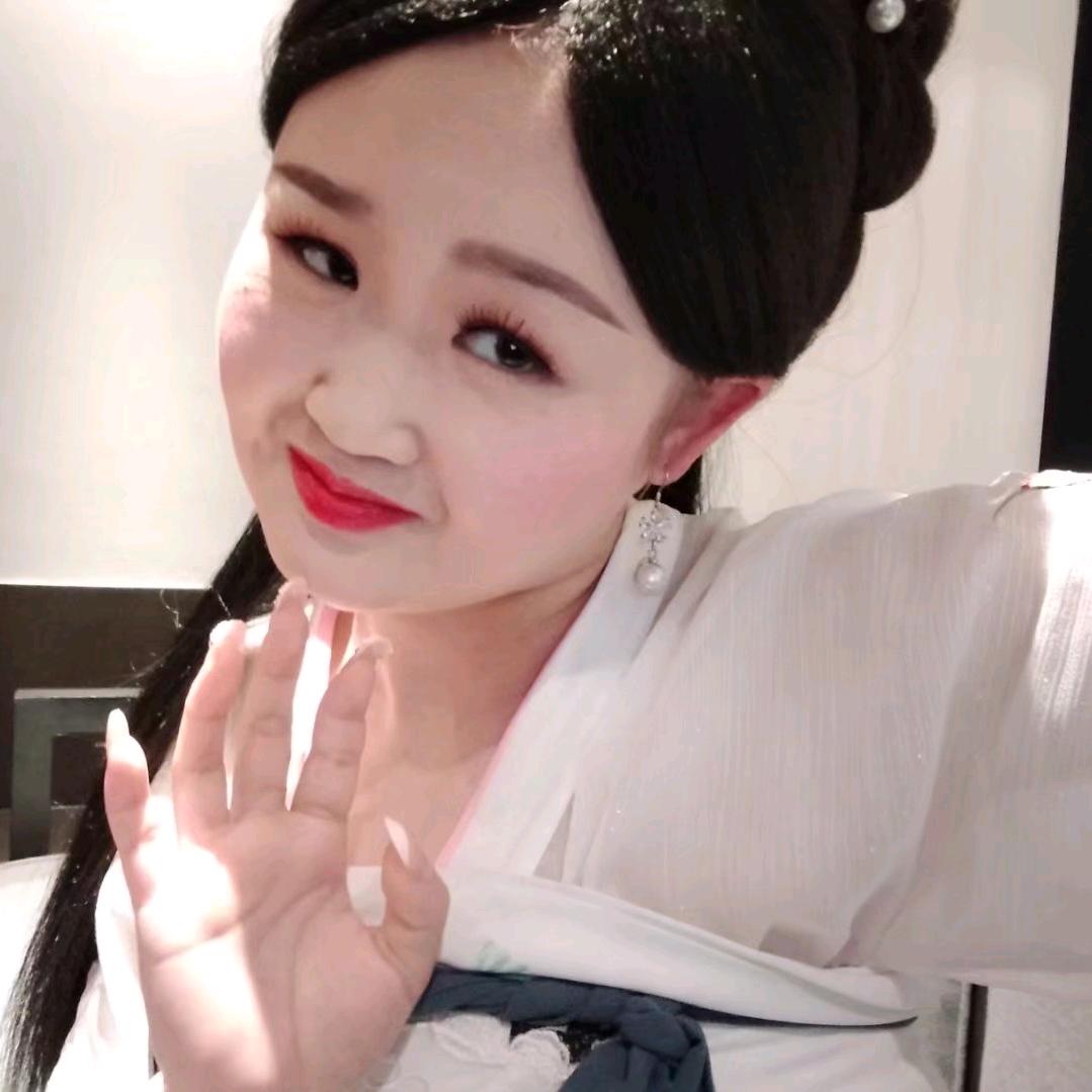 等待着幸福的我