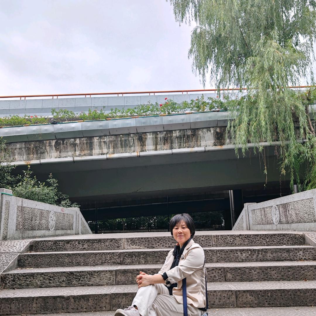 爱吹竹笛