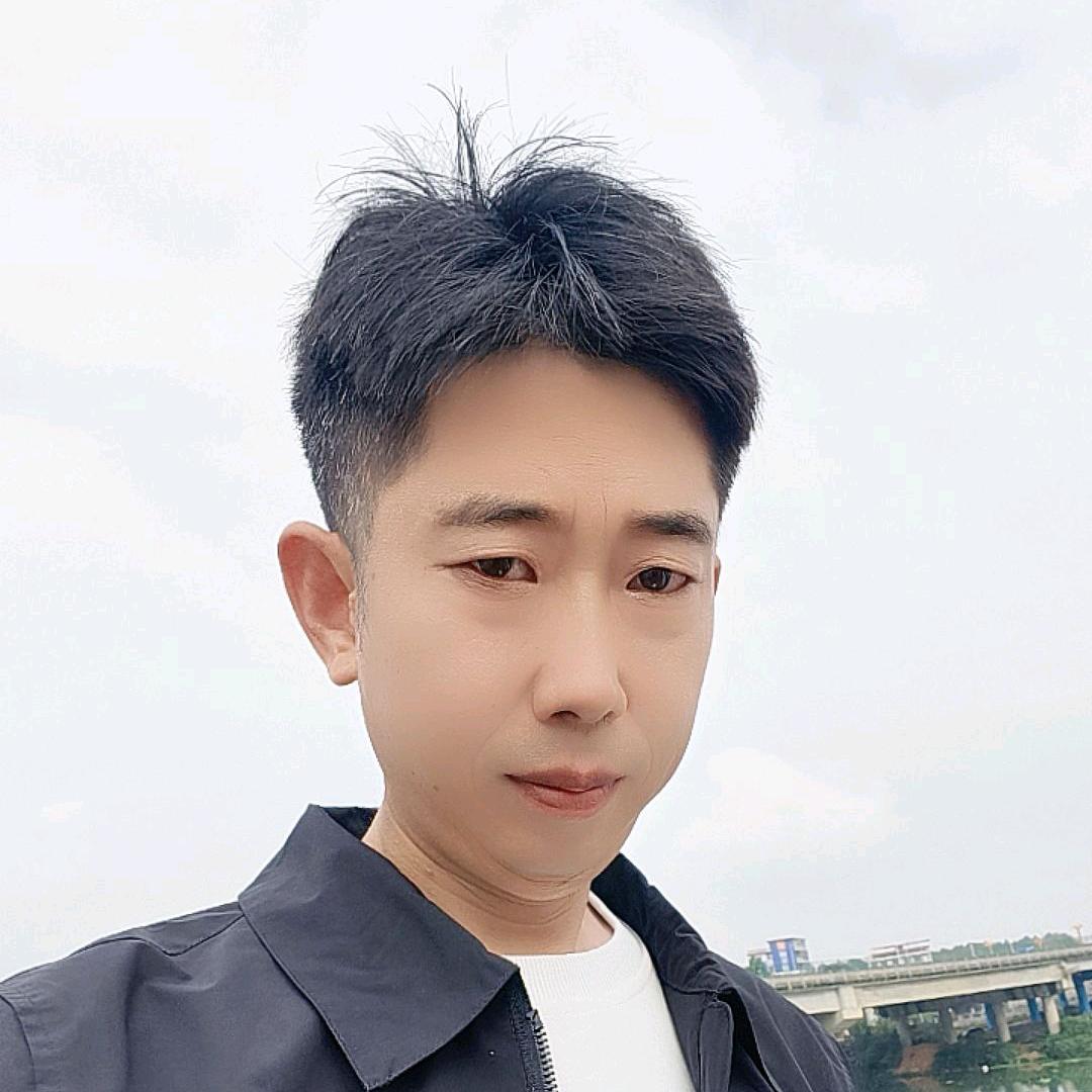 方向盘上的守护者