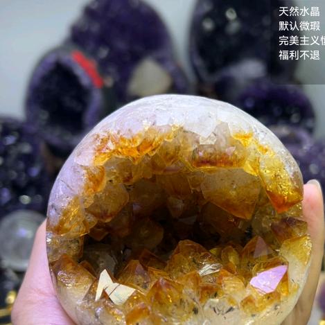 西彤