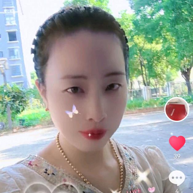 红色的包包