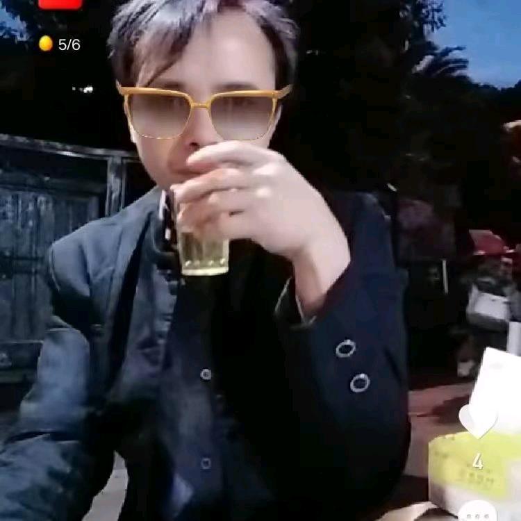 罗记。小迷风。佛门弟子。