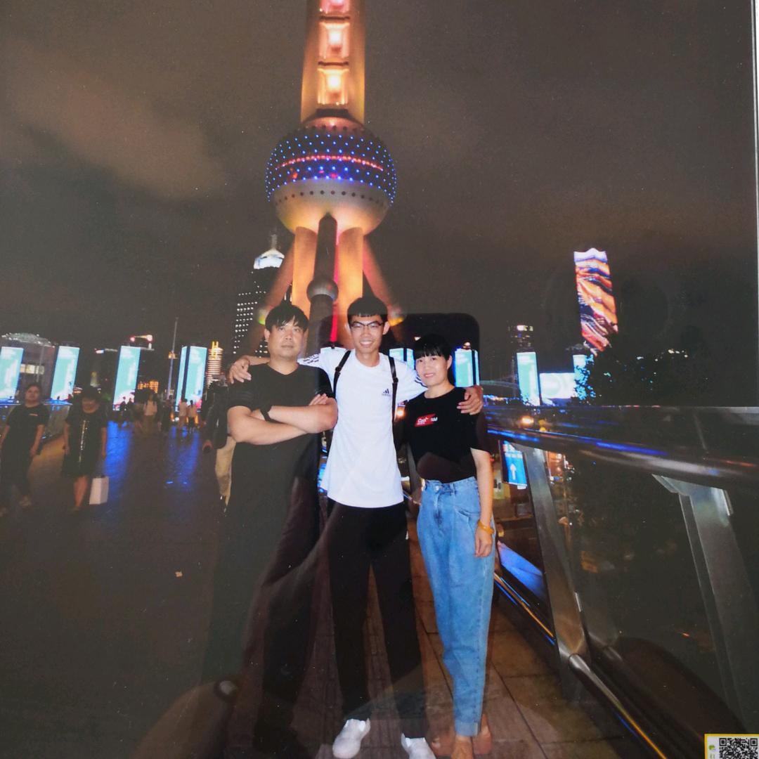 晨曦微光