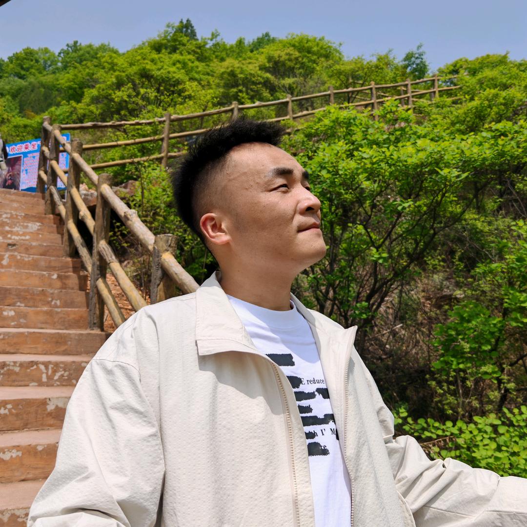 This is 强哥  💫