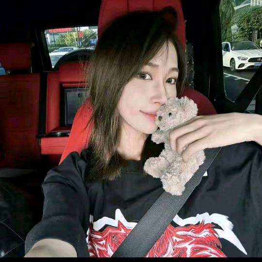 不理理《直播返场》