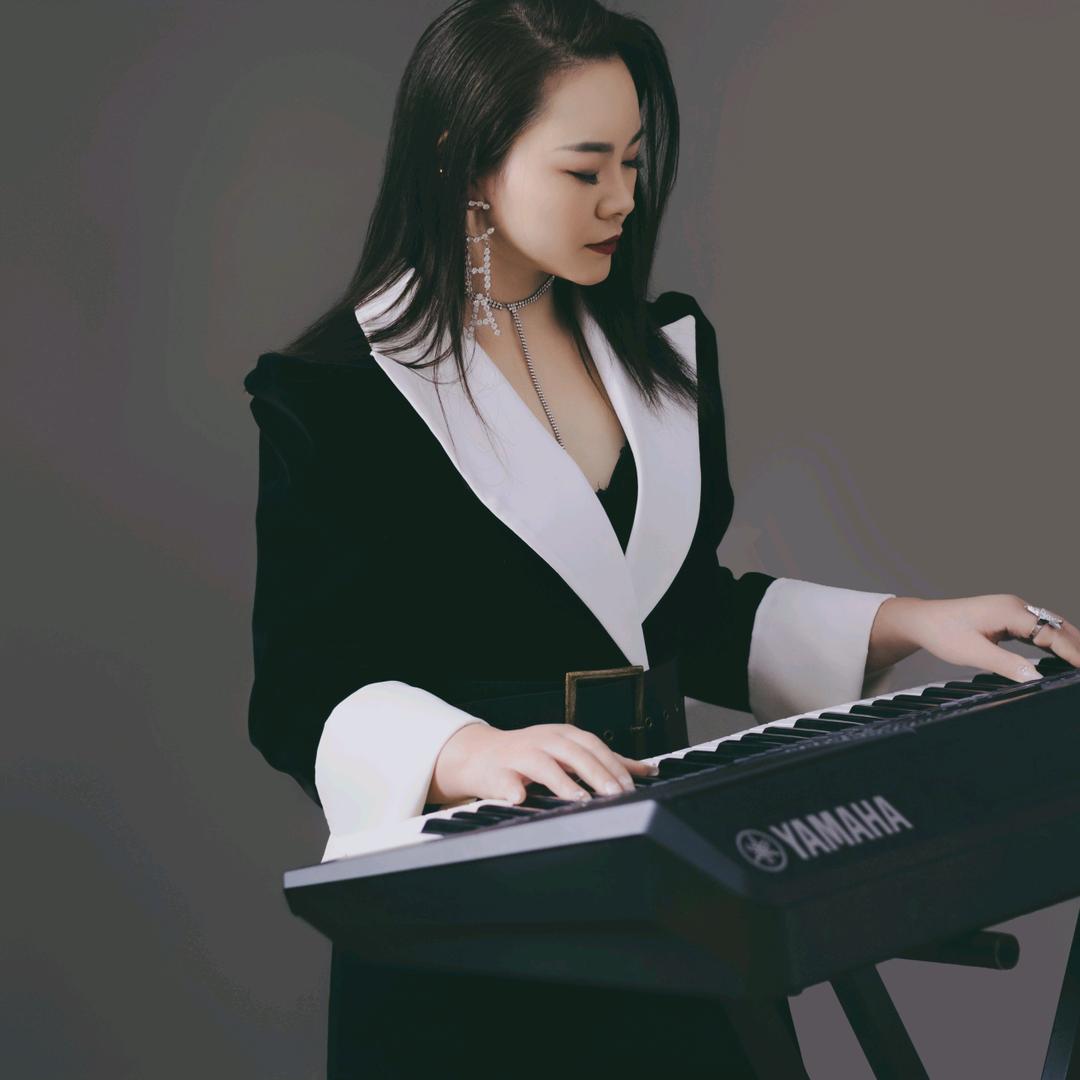 大宝🎹每天中午1点10分直播