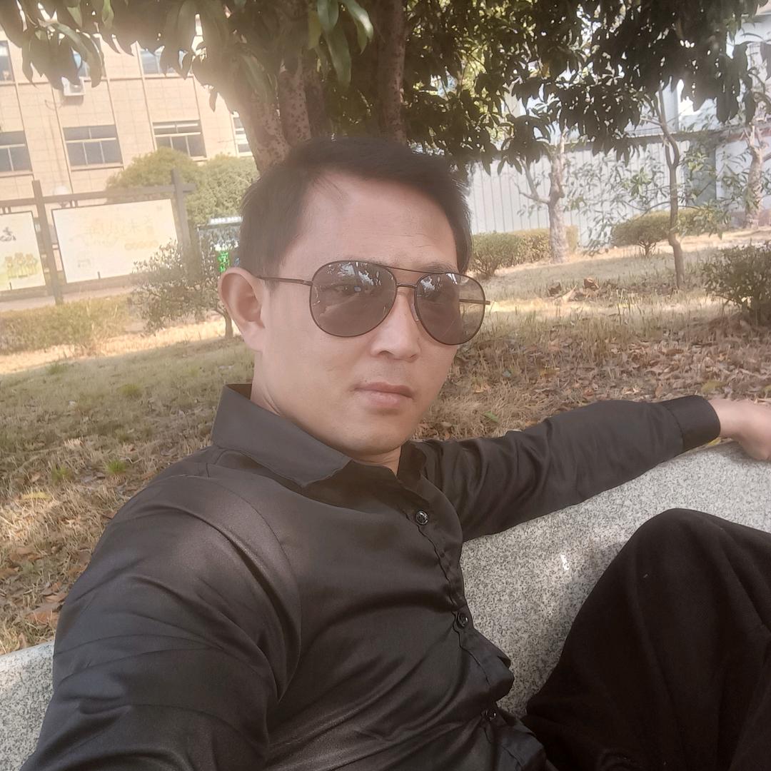 孤单一人，好痛