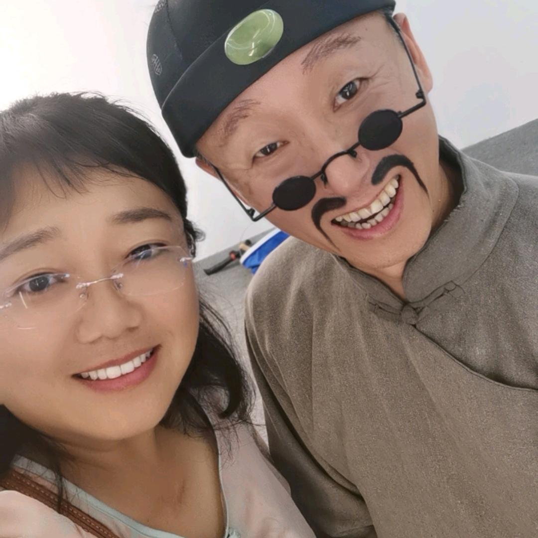 黑逗逗脱口赞