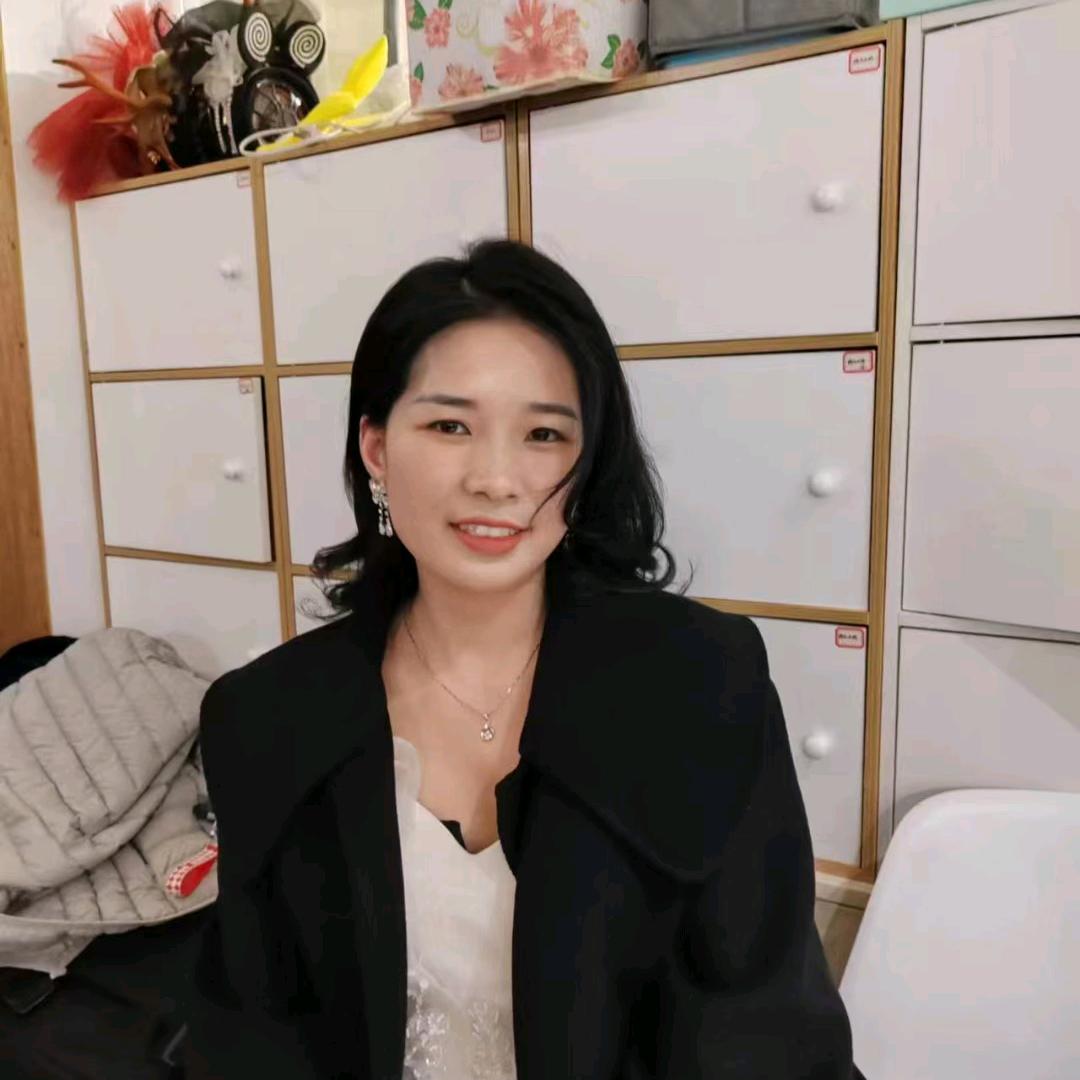 卖瓜子的小姐姐❤️❤️