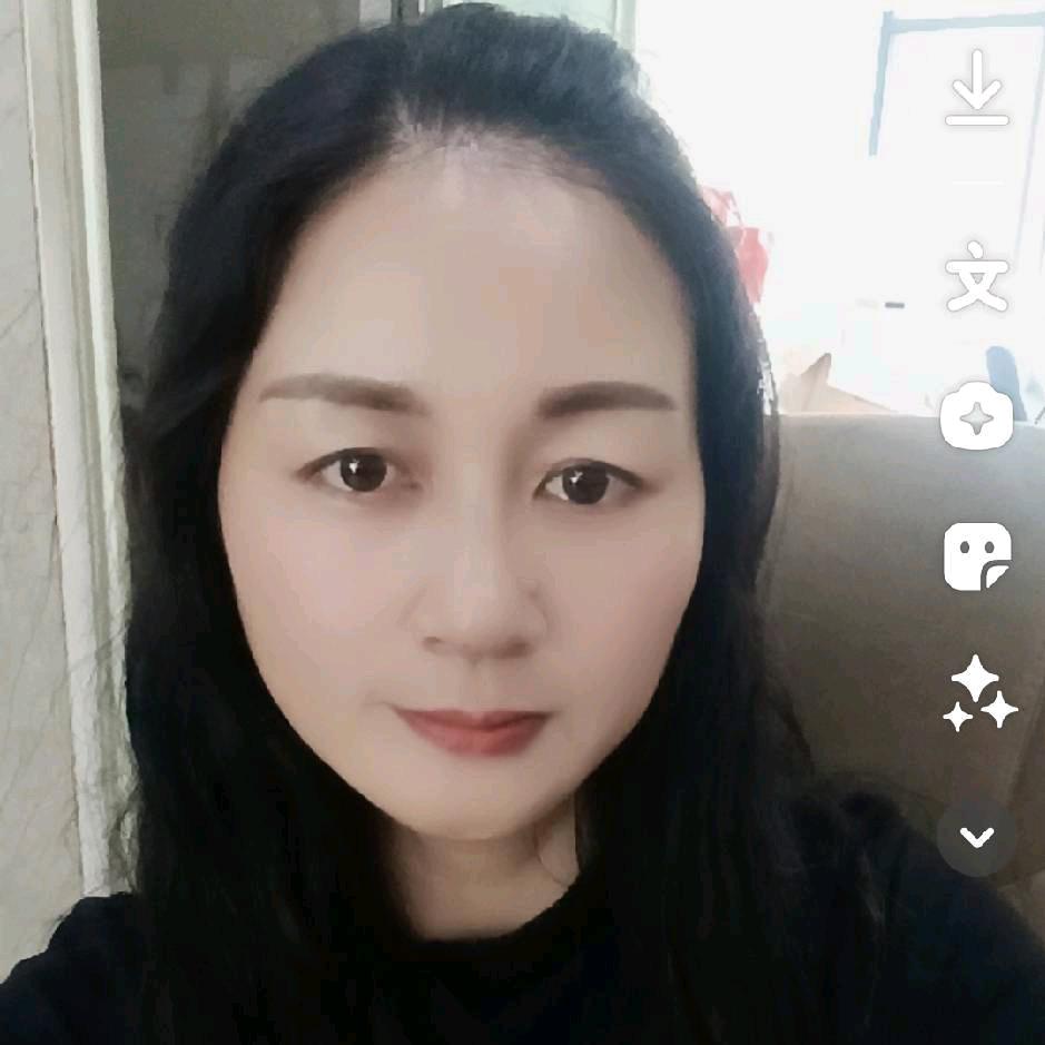 池州雀友工厂店张姐