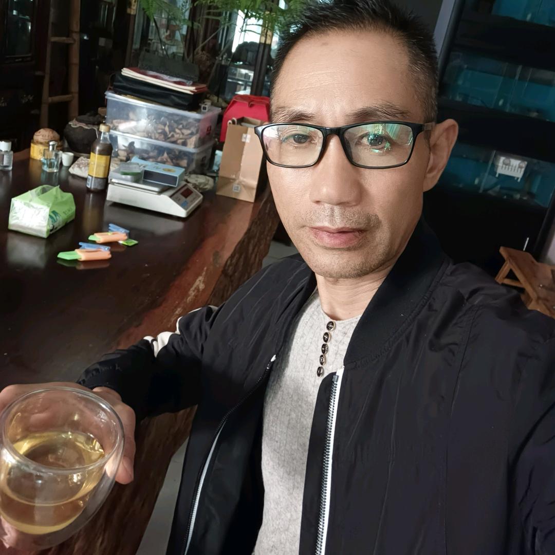 黄俊哥(上8点30播)