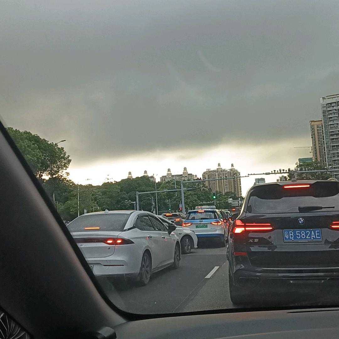 一个人的夜
