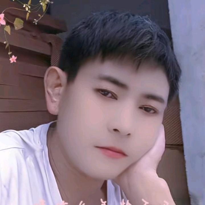 好花月圆黄🌹🌹🌹