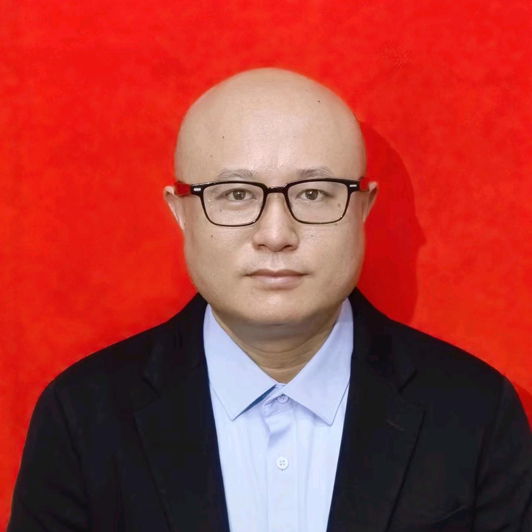 骨科主任杨华
