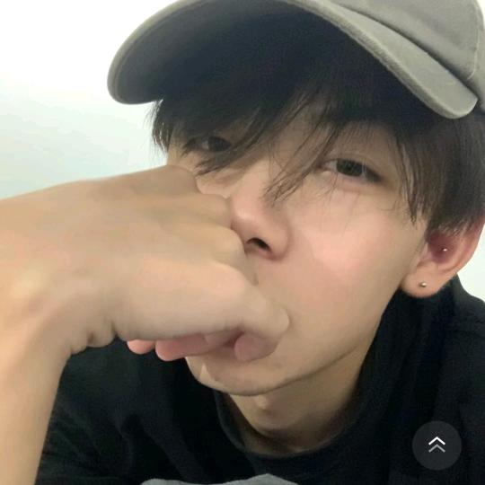 仄