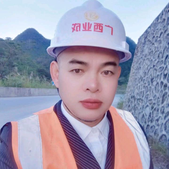 心比天高蓝哥哥