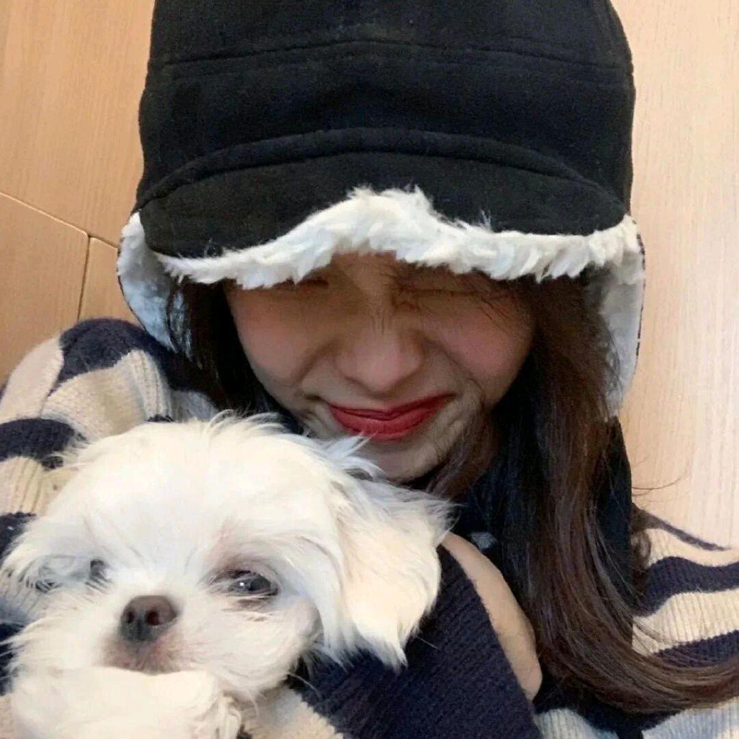 性感母蟑螂发疯猛抽185男大嫩臀