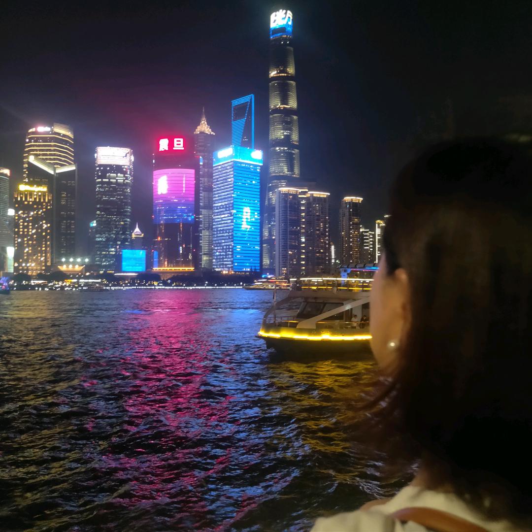 贾鲁荷