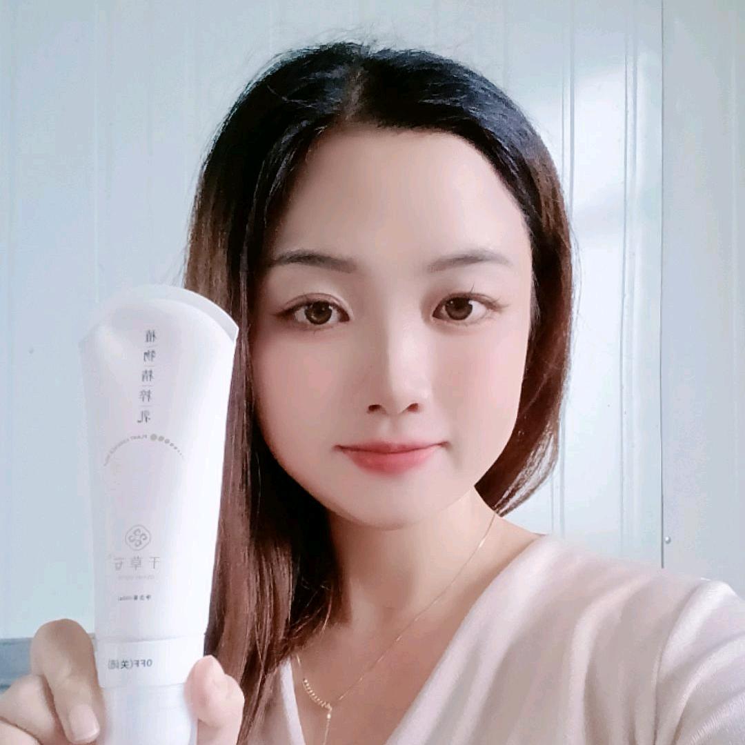飞飞小姐姐