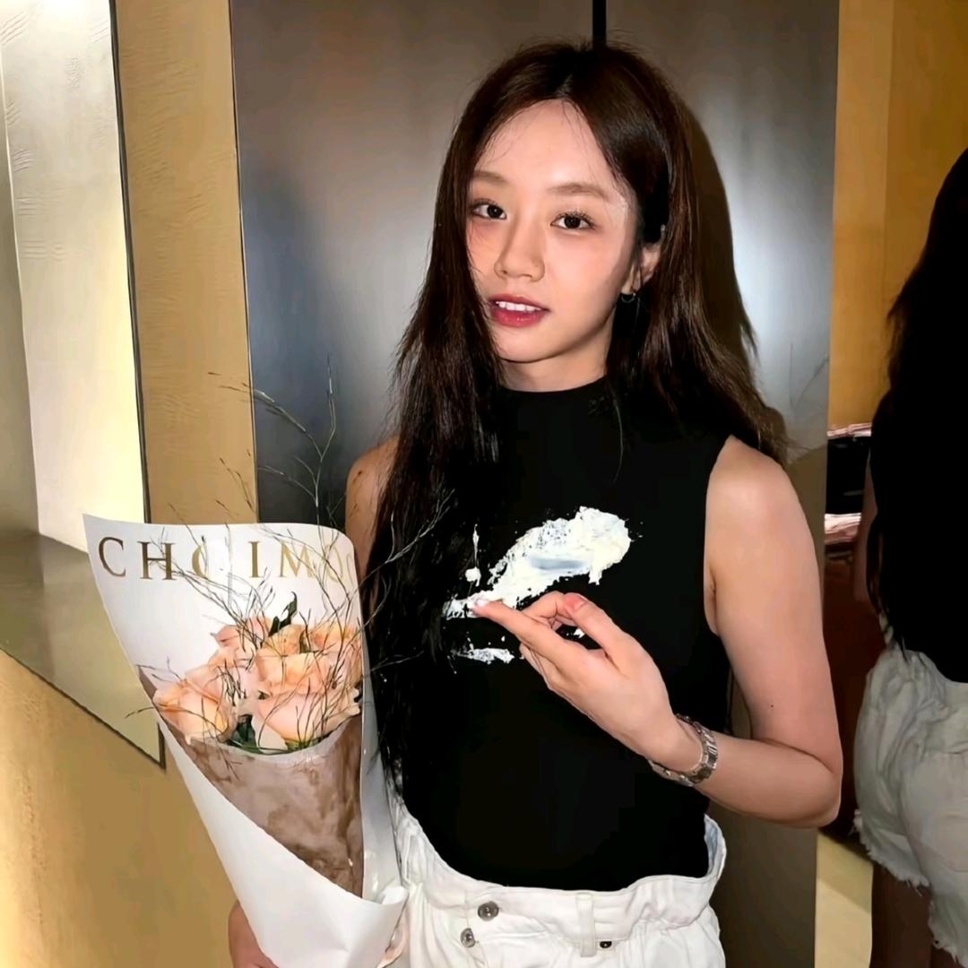 小九_🍸