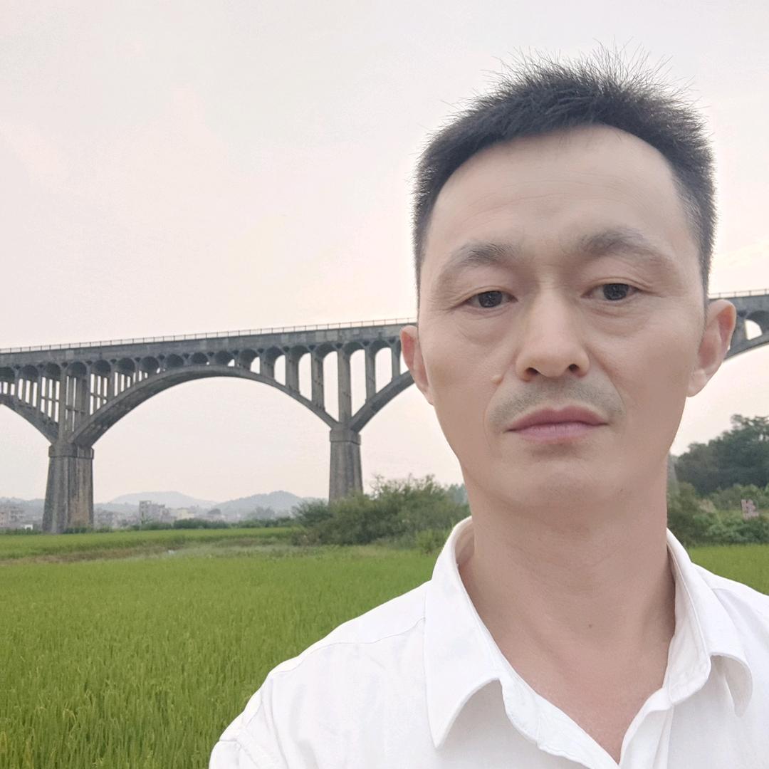 秋哥