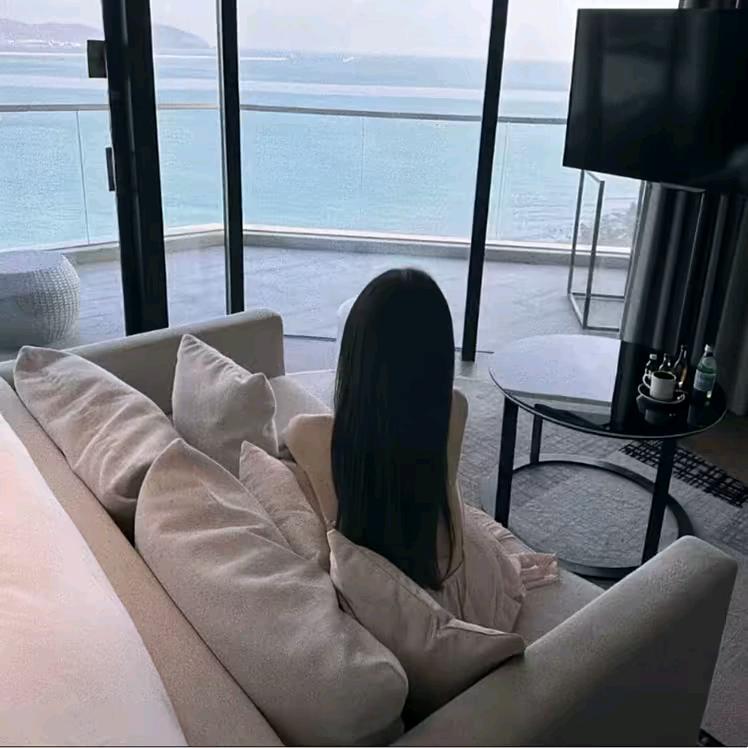 媄妻^