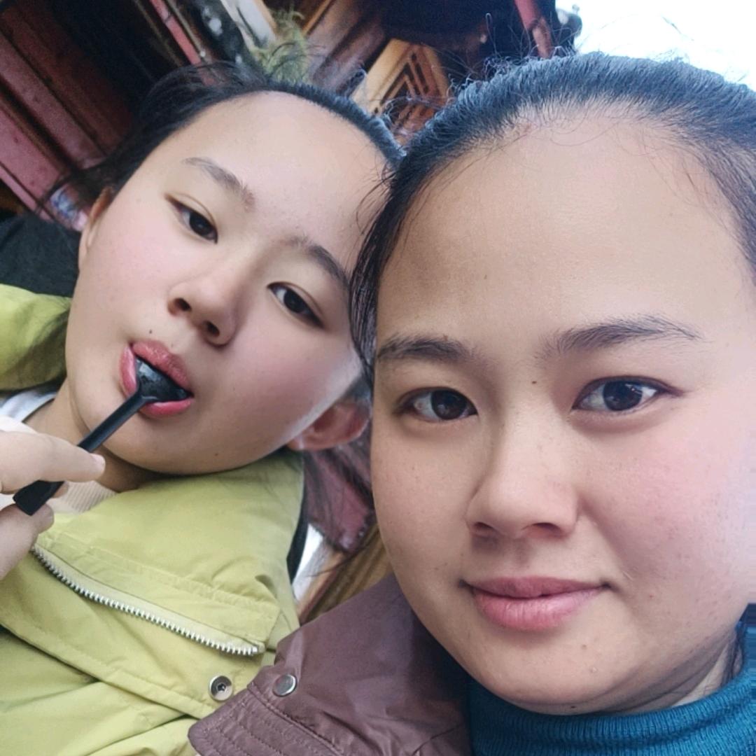 云南小米周（红太阳酸汤猪脚）