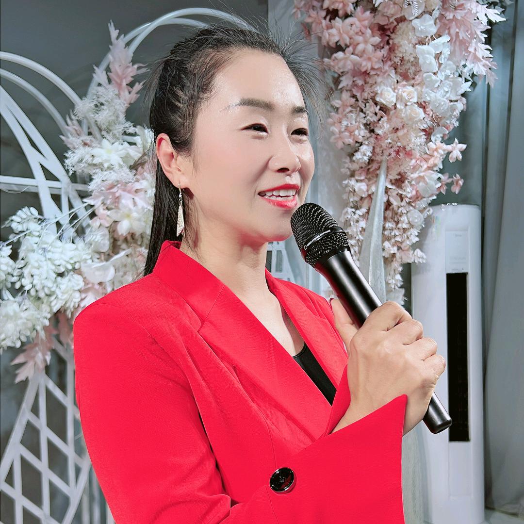 🎤主持人燕子