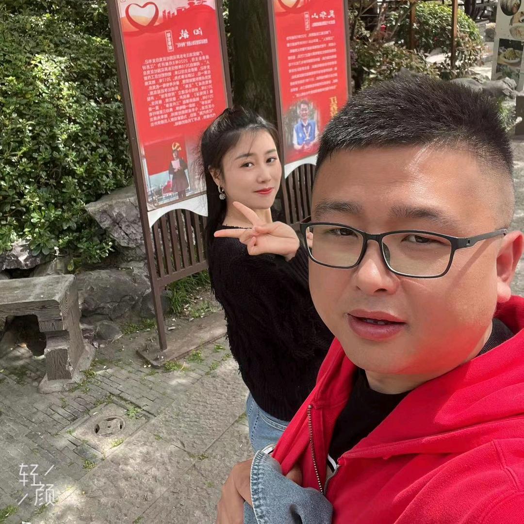 睢宁TATA木门小蒋