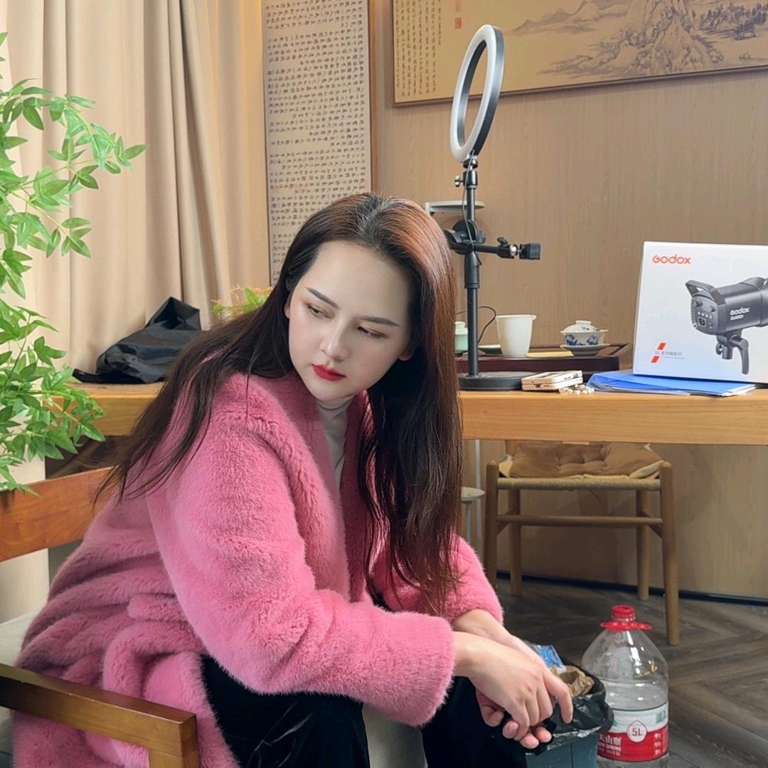 且停且行且随风