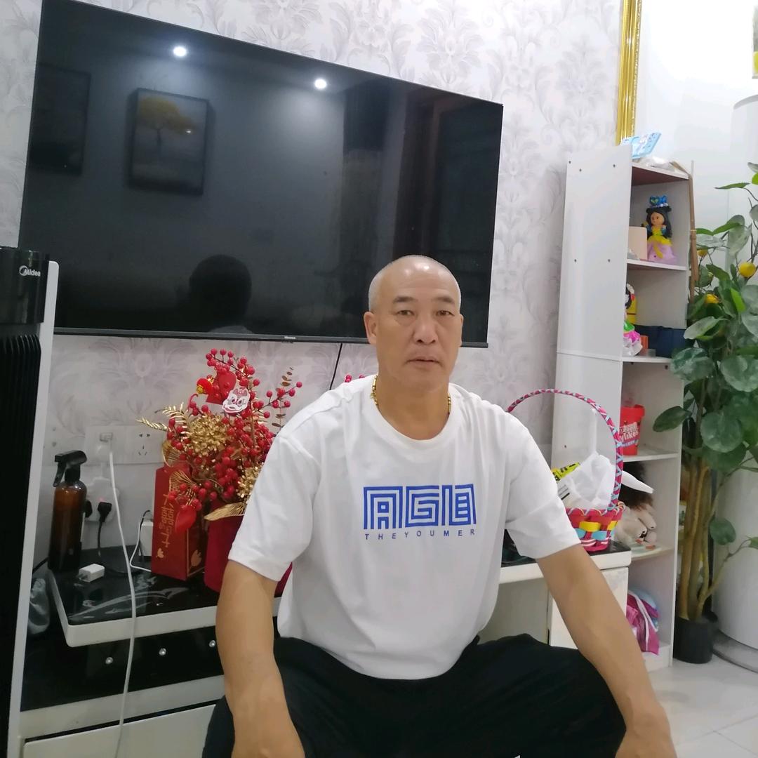 八哥